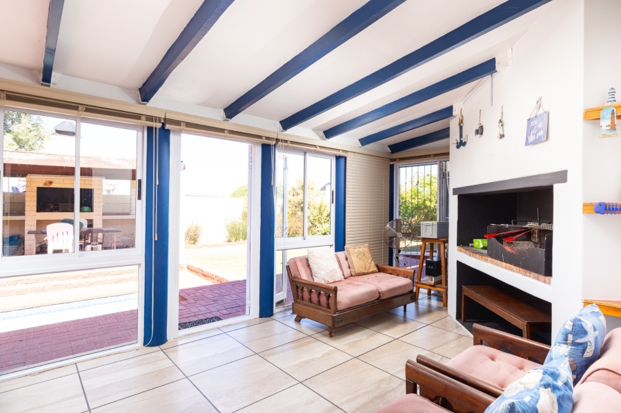 4 Bedroom Property for Sale in Port Owen Western Cape